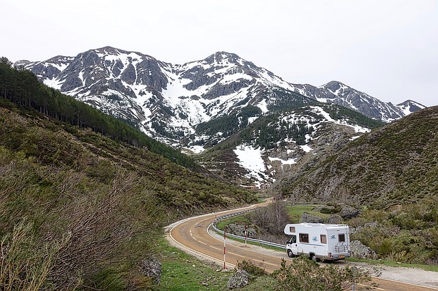 10 Warm Places to Take Your Luxury RV This Winter