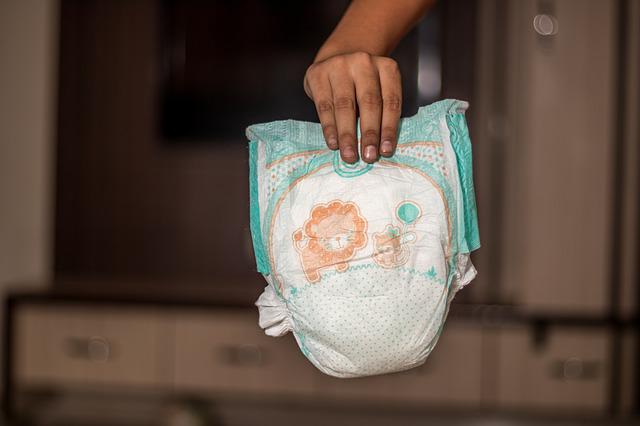 Does Your Little One Need Overnight Diapers?