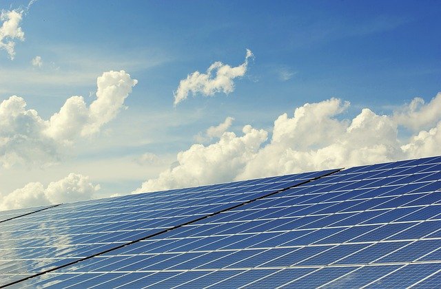 5 Rewarding Reasons to Go Solar