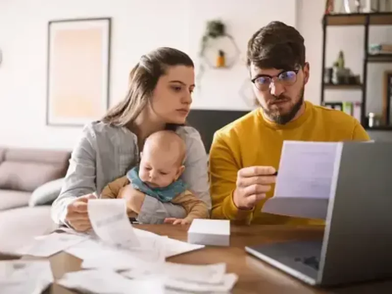 How an Expert Accountant Can Help You Stay on Top of Your Family Budget